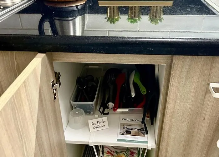 Apartment Luxury 1br Condo, Amenities View, Near Moa Arena *