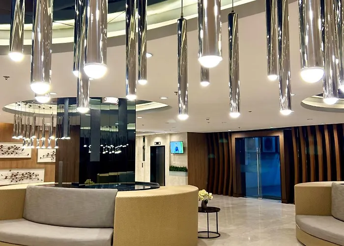 Luxury 1br Condo, Amenities View, Near Moa Arena Apartment