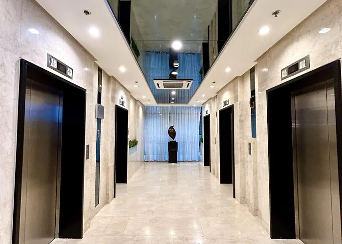 Apartment Luxury 1br Condo, Amenities View, Near Moa Arena