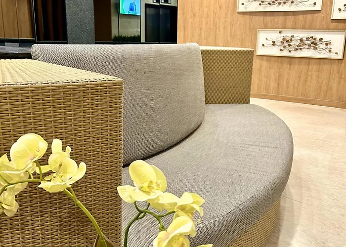 Luxury 1br Condo, Amenities View, Near Moa Arena Manila